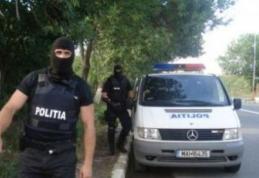 Angajat al Poliției de Frontieră Dorohoi reținut în urma descinderilor făcute de procurorii DIICOT