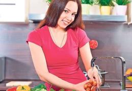 Cum se spală corect legumele cu frunze