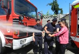 Prima serie de elevi  a absolvit cursurile Şcolii de vară în domeniul situaţiilor de urgenţă