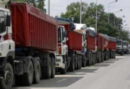 Vezi ce restricţii s-au impus pentru vehiculele cu masa totală maxim autorizată peste 3,5 t pe anumite tronsoane