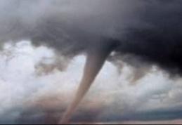 O tornadă a făcut prăpăd într-o comună din județul Botoşani