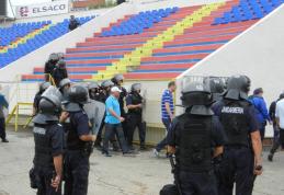 Activitate practică executată de jandarmii botoșăneni pe stadionul FC Botoșani - FOTO