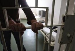 Bărbat din Dorohoi escortat și încarcerat după ce a încercat sustragerea executării pedepsei cu închisoarea