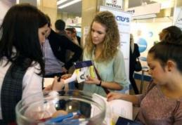 Oferte de joburi pentru români: salarii de mii de euro în Anglia și Germania