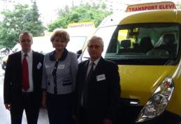 Microbuze școlare repartizate la două primării din județ. Vezi care!