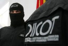 Botoșăneni prinși în flagrant cu droguri asupra lor