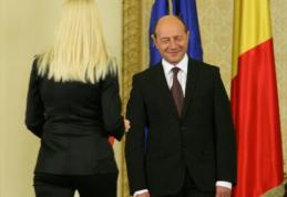 Majoritatea dorohoienilor cred că Traian Băsescu susține candidatura Elenei Udrea! Vezi rezultatul sondajului!