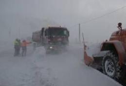 Circulatia pe drumurile din judet, se desfasoara in conditii grele