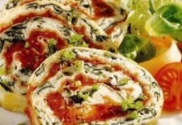 Ruladă cu brânză şi roşii