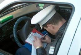 Infracţiuni la regimul rutier, constatate flagrant de către poliţişti