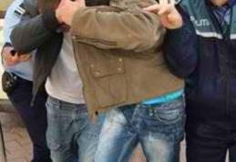 Bătrână din Darabani tâlhărită în propria casă