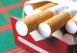 Depistaţi în timp ce transportau peste 1000 de pachete de ţigări de contrabandă