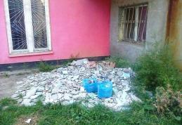 Primim la Redacţie - Moloz abandonat cu nesimțire pe domeniul public - Cartierul Plevna Dorohoi – FOTO