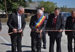 „Granițe comune - Soluții comune” Drumuri transfrontaliere din comuna Cândești modernizate printr-un proiect cu finanțare europeană - VIDEO/FOTO