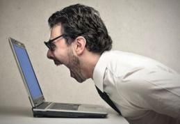 Ce să nu mai faci pe internet. Gestul care te bagă în închisoare