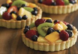 Tartă cu vanilie și fructe