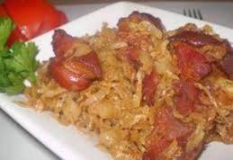 Varză cu ciolan afumat