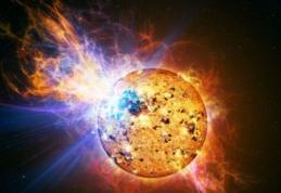 Patru erupții solare puternice produse în ultimele zile dintr-o pată solară de dimensiunea lui Jupiter