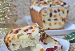 Chec cu fructe și bezea