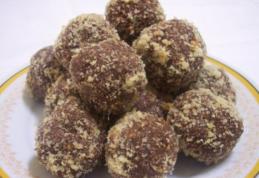 Bomboane cu nuci și vișine