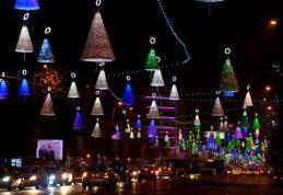 Când se aprind în București, luminiţele de Sărbători! Anul acesta s-a schimbat data clasică