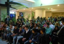 Aproape 200 de copii, profesori și părinți au discutat despre siguranţa alimentară la Uvertura Mall - FOTO