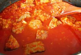 Gulaș cu carne de porc