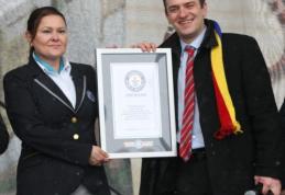 Carrefour România și Aldis intră în Guinness World RecordsTM cu cel mai lung cârnat din lume