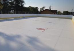 Deschiderea patinoarului din Dorohoi, pusă în pericol de absența consilierilor de la ședința extraordinară