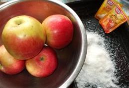 Prajitura rapida cu mere si zahar ars (de post)   