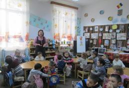 „Să-l aşteptăm pe Moş Nicolae!”- Activitate de parteneriat între Grădiniţa Broscăuţi şi Grădiniţa nr.8 Dorohoi