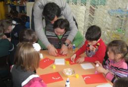  Gradinita Nr.9 Dorohoi“MĂRŢIŞOARE... INIMIOARE”