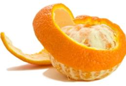 Nu aruncați cojile de portocale! Au beneficii neașteptate