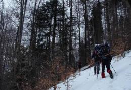 Doi bărbaţi rătăciţi în pădurea Ibăneşti, găsiţi după o oră de căutari