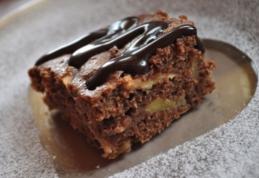 Prăjitură cu mere și glazură de cacao (de post)