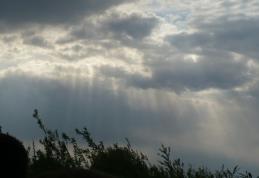 De la ruşi a venit ploaia! Am stat o lună sub un plafon de nori provocat artificial de „Ursul de la est”