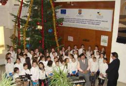 Primii colindători au sosit la Prefectura Botoșani