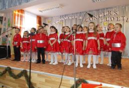 Festivalul „Moştenitorii” desfăşurat la Grădiniţa „Ştefan cel Mare şi Sfânt” Dorohoi, la a X-a ediţie - FOTO