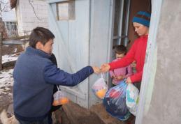 Campanie umanitară - Un zâmbet de la copii pentru copii - FOTO