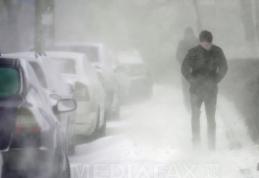 Ninsori și viscol în aproape toată ţara. Botoșaniul și alte 24 de județe sub COD GALBEN și COD PORTOCALIU în alte 10 judeţe, HARTA zonelor afectate