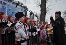 Ziua comunei Văculești 2014: Ansamblul Folcloric din Negreni – VIDEO/FOTO