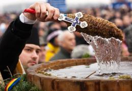 Tradiţii şi superstiţii de Bobotează, ziua în care se deschid cerurile. Ce trebuie să faci în ianuarie ca să-ţi meargă bine tot anul