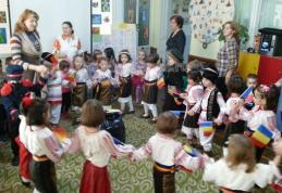 Ziua Unirii sărbătorită la Grădinița nr.6 Dorohoi în cadrul Proiectului Național „Curcubeul schimbării” - FOTO