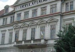 Greva în ochii elevilor de la C.N. „A.T. Laurian” 