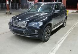 Autoturism de lux furat, în valoare de aproximativ 200.000 lei, descoperit de poliţiştii de frontieră - FOTO