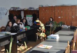 Cadrele didactice din învațământul botoșănean vor primi un avans de 450-500 de lei la salariu