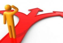 Aleşii locali care au trecut la alte partide nu-şi vor pierde mandatele, a decis Camera Deputaţilor