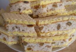 Prăjitură cu foi de napolitană