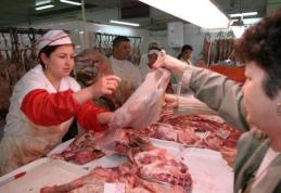 Mare atenţie de unde cumpăraţi carnea de miel pentru Paşte. Cum recunoşti carnea proaspătă