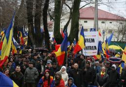 Unioniștii „Acțiunea 2012” cer sprijin pentru Unire, statelor europene și SUA - FOTO